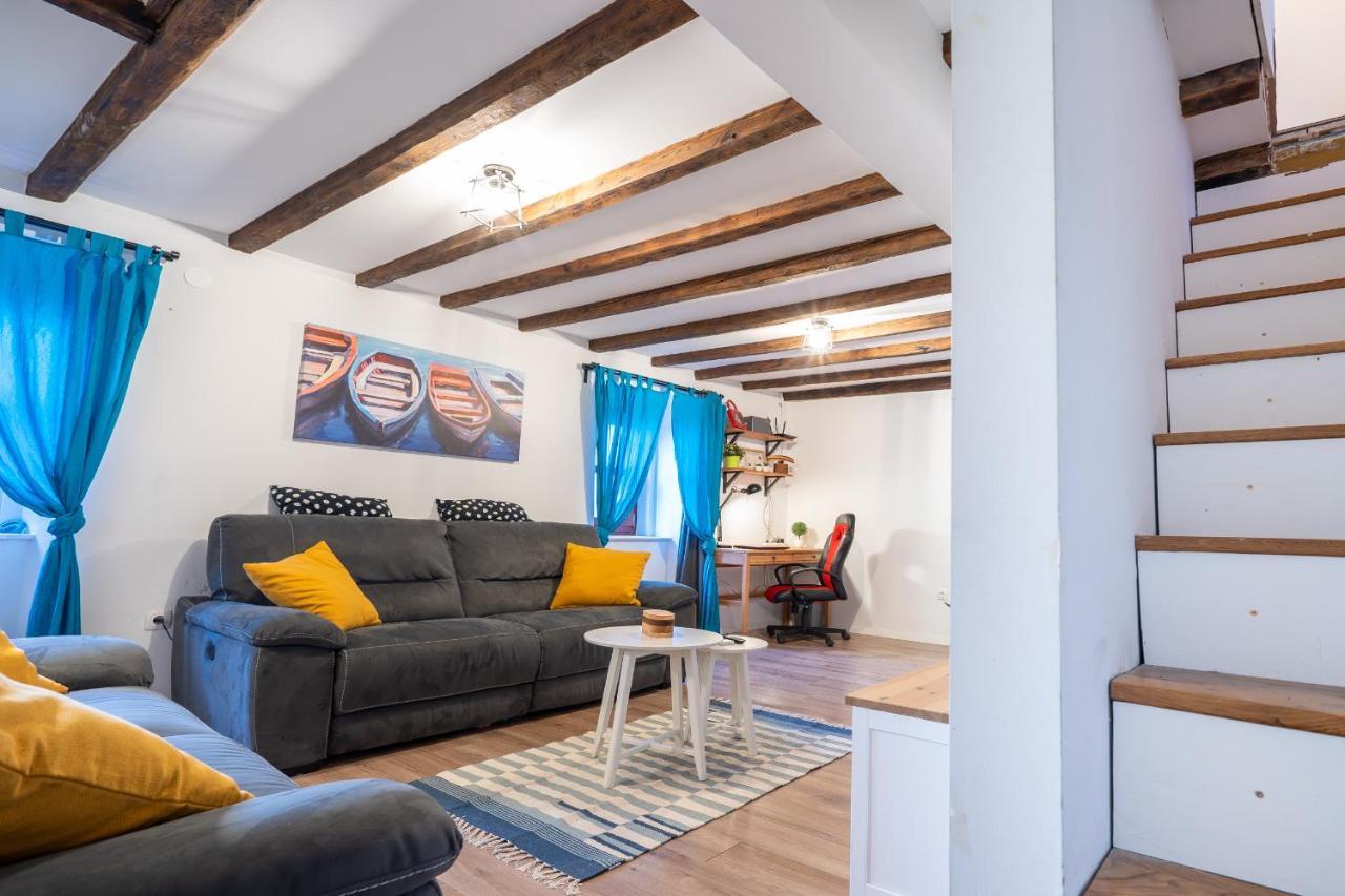 Case de vacanță House Nova