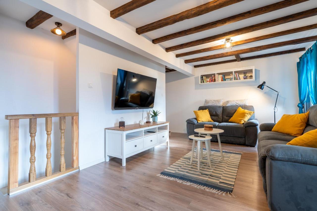 House Nova